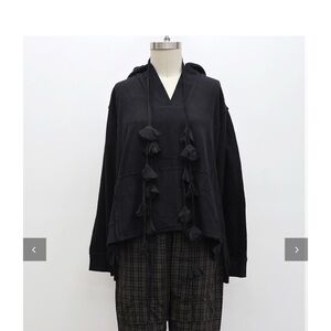 KRISTA LARSON Black KAHLO Hoodie Sweatshirt